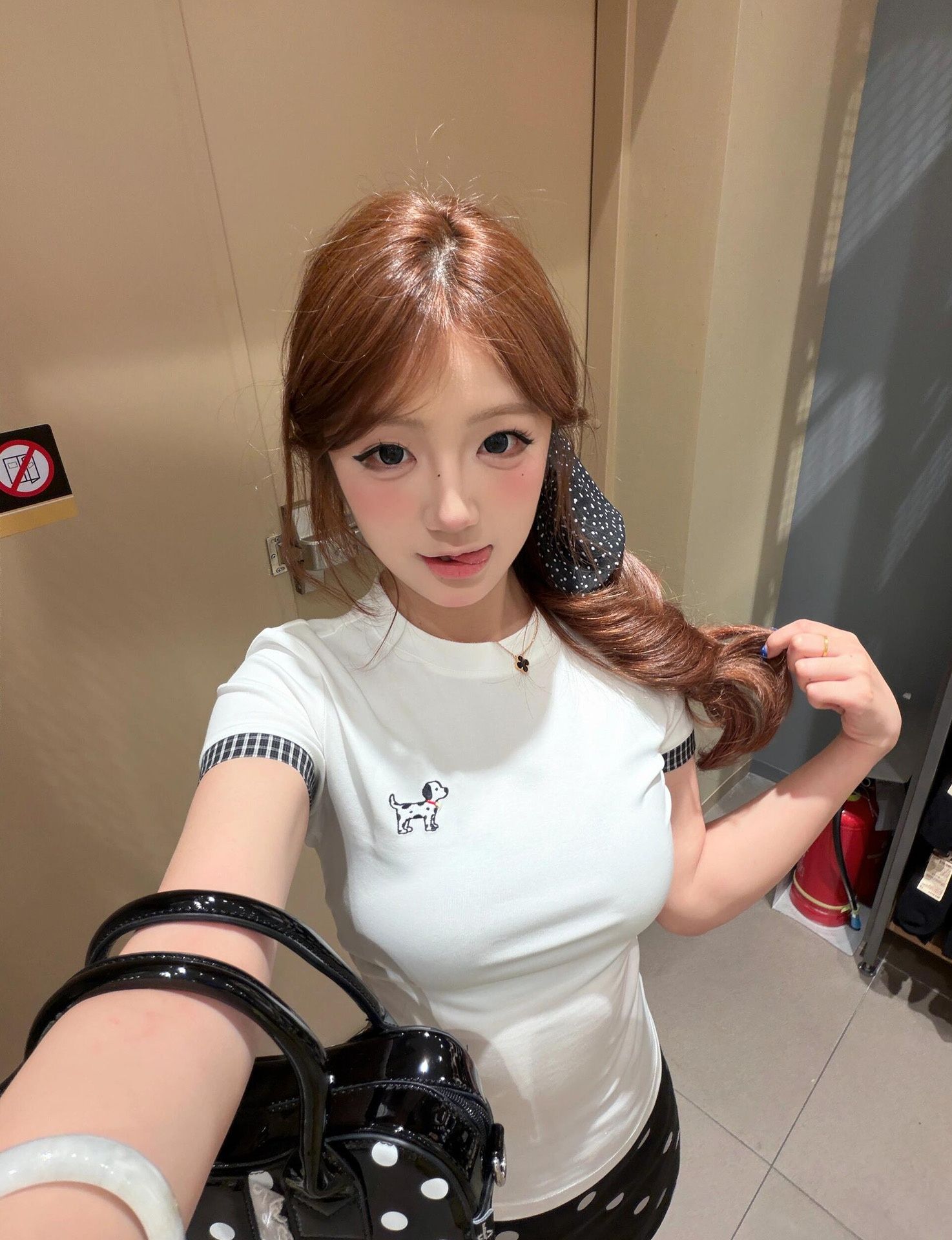 40 오스트리아 세대 서울 210 그램 순면 92 면 8 암모니아 Lun 한 부서 강아지 자수 디자인 센스 긍정적 인 어깨 반팔 티셔츠