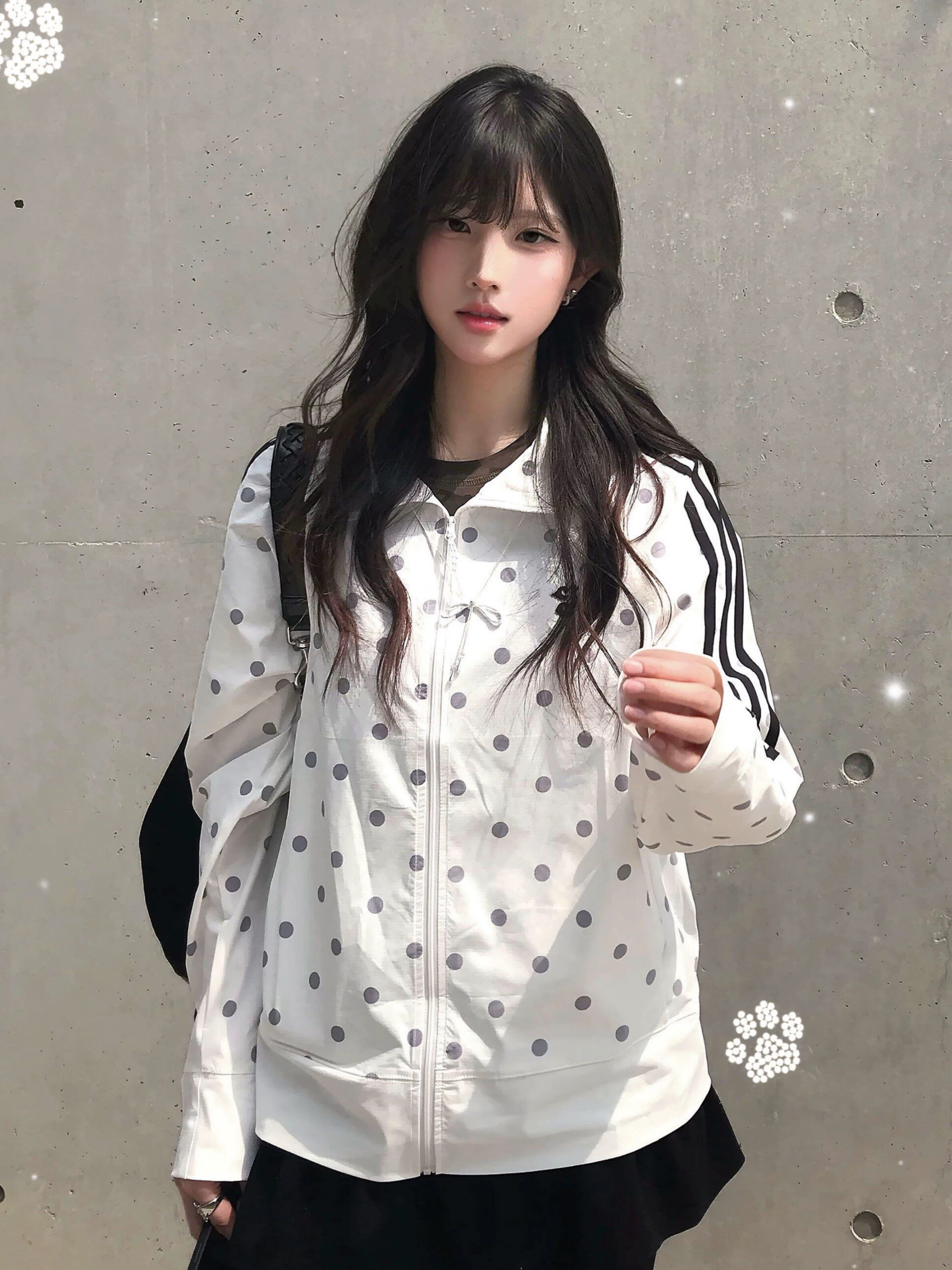 3개 바 맨위 트렌디 도트 무늬 여름 얇고 가벼운 통기성 스탠드 칼라 자외선 차단 의류 여자 디자인 센스 작은 대중 자외선 차단 재킷
