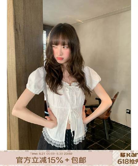 2026 달콤한 스타일 레이스 측면 스트랩 반팔 여성 셔츠 여름 외국 가스 작은 셔츠 고유 한 Chic 맨위