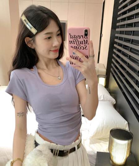 핫걸 레이스업 행침 목 반팔 긍정적 인 어깨 여성 티셔츠 여름 디자인 센스 불규칙 쇼트 스타일 맨위