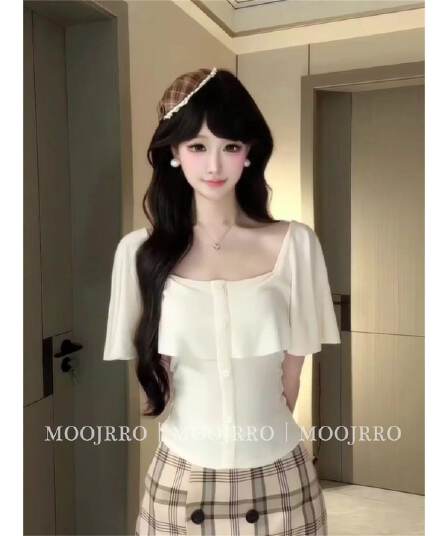 광장 칼라 프릴 반팔 티셔츠 여성 여름 프랑스식 핫걸 몸매 가꾸기 슬림해 보이는 작은 키 쇼트 스타일 니트 맨위