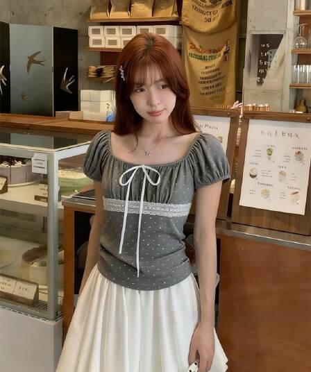 40 차가운 실크 코튼 디지털 프랑스식 레트로 도트 무늬 스트랩 레이스 조각 반팔 티셔츠 여성 새로운 맨위
