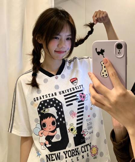 원본 명중 이사회 좋은 품질 원본 네클라인 광저우 원단 V넥 반팔 티셔츠 여성