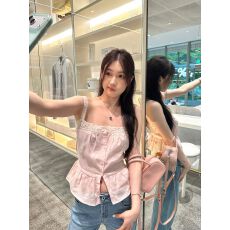 批发<b class='q'>棉麻</b>小众蕾丝花边吊带无袖上衣女2026夏季新款拼接收腰甜美小<b class='q'>背心</b>