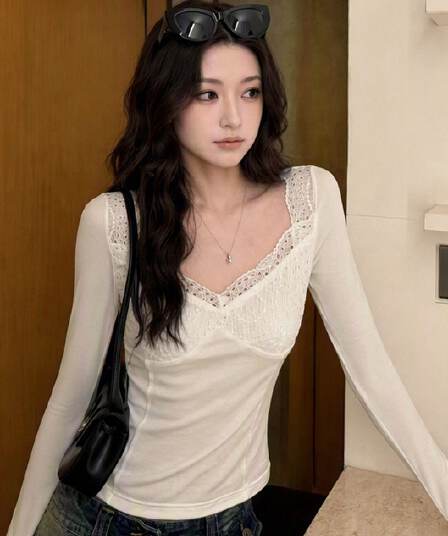 260 그램 사람들 면 V넥 레이스 조각 긴팔 티셔츠 여성 화이트 몸매 가꾸기 슬림해 보이는 인사이드 가져 가라. 기본 셔츠 맨위 가을