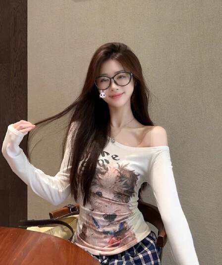 사람들 면 모달 아메리칸 핫걸 유화 개 프린트 긴팔 비스듬한 어깨 티셔츠 몸매 가꾸기 맨위