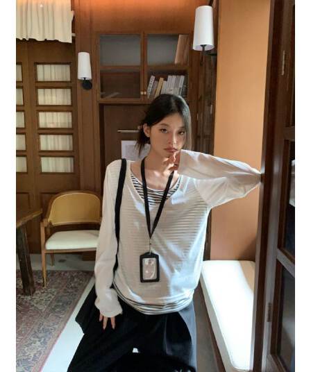 원본 품질 눈꽃 면 스트라이프 페이크 레이어드 긴팔 티셔츠 가을 루즈핏 느긋한 바람 블라우스 맨위