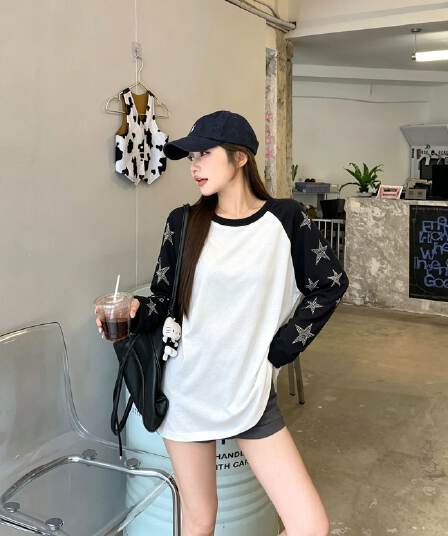 좋은 면 배색 패치워크 별 핫픽스 라운드 넥 긴팔 티셔츠 여성 가을 슬림해 보이는 느긋한 캐주얼 중간 길이 맨위