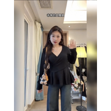 批发纯棉 大码胖mm修身显瘦长袖T恤打底衫女<b class='q'>春</b>季设计感不规则V领上衣