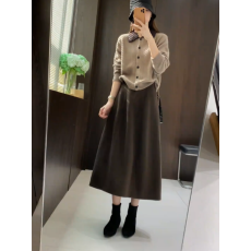 批发赫本风毛呢a字半身裙女秋<b class='q'>冬</b>新款高腰伞裙显瘦中长款休闲遮胯裙子