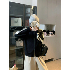 批发实拍 <b class='q'>胖</b><b class='q'>MM</b><b class='q'>小众</b>设计感双拉链撞色线条立领显瘦百搭外套