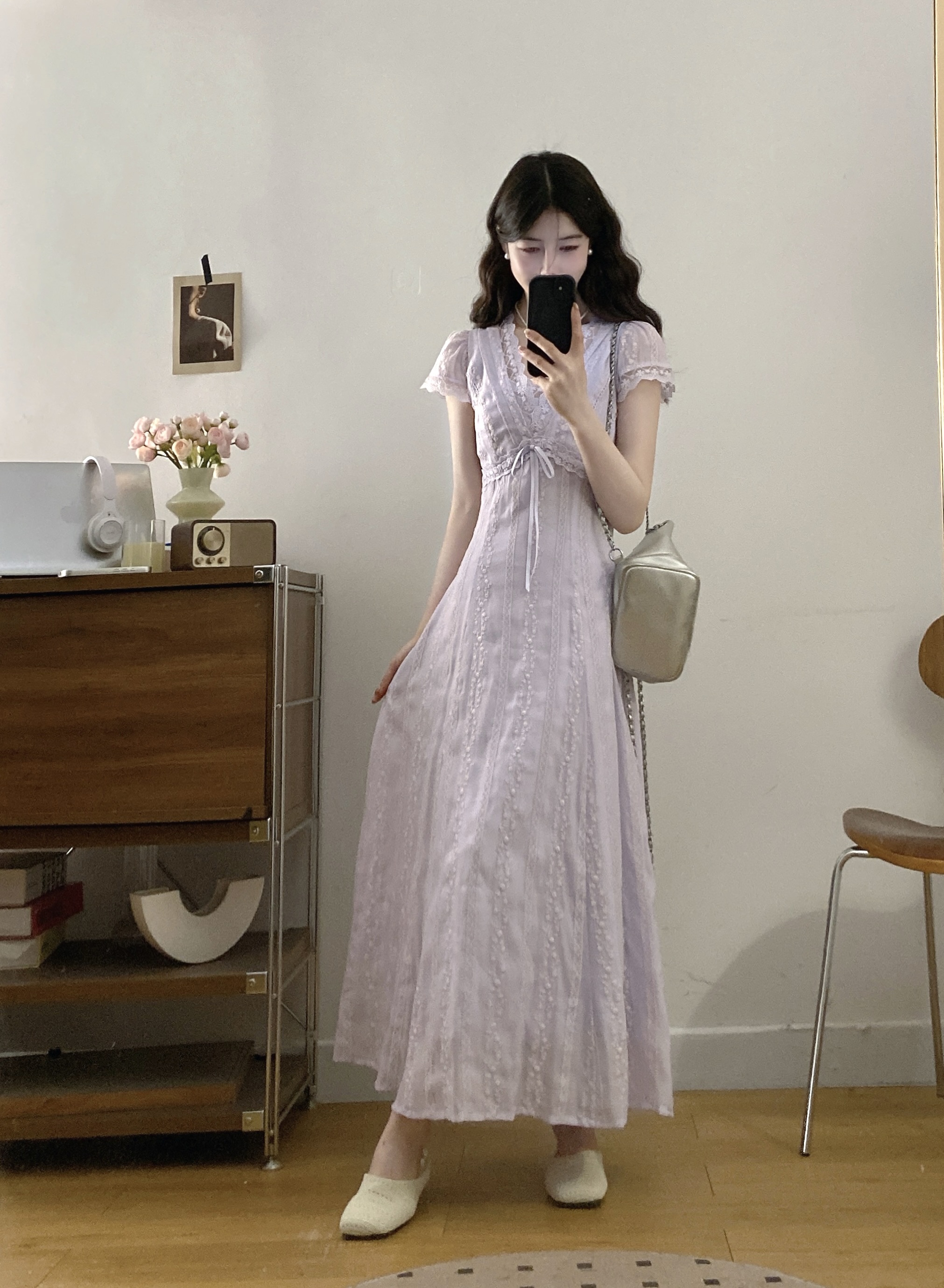 실사 여름 새로운 부드러운 바람 자수 패션 품격 V넥 반팔 허리 수축 슬림해 보이는 빅 사이즈 롱 코트 드레스