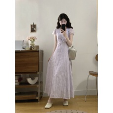 批发实拍夏季新款温柔风绣花<b class='q'>时尚</b>气质V领短袖收腰显瘦<b class='q'>大码</b>长款连衣裙