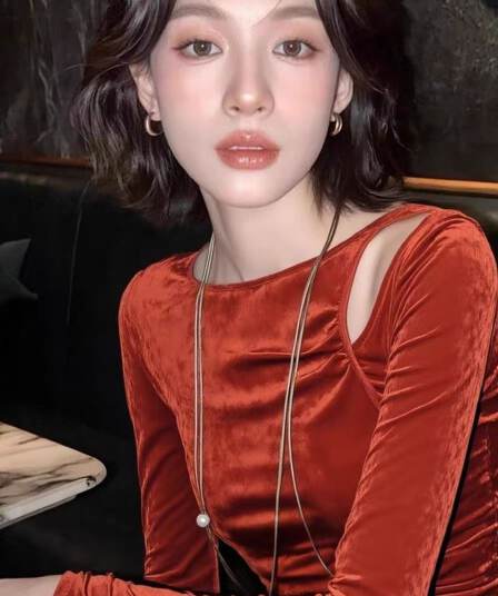 가을 달콤한 핫걸 홀로우 아웃 벨벳 기본 셔츠 여성 인사이드 가져 가라. 고급 디자인 센스 작은 대중 빨간색 긴팔 아름다운 맨위