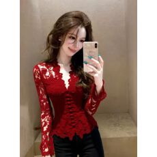 批发性感甜辣妹修身v领长袖上衣设计感<b class='q'>秋</b>冬红色绝美蕾丝打底衫女内搭
