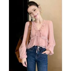 批发2026新款法式温柔风V领蕾丝花边长袖<b class='q'>衬衫</b>女显瘦复古<b class='q'>气质</b>百搭上衣