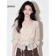 批发夏季新款2026法式温柔风刺绣V领上衣女夏收腰系带<b class='q'>短</b>款透气上衣女