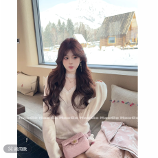 批发韩系穿搭蕾丝拼接半高领毛衣女秋冬新款高级感软糯轻奢针织衫上衣