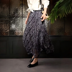 批发非实拍 2026春季新款复古印花压褶大摆<b class='q'>半身裙</b>宽松显瘦A字长裙  女