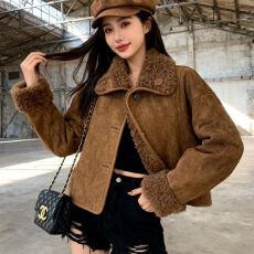 批发咖色羊羔外套皮毛一体新款复古拉德保暖上衣小个子毛毛短款外套