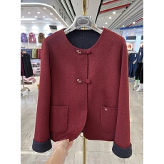 批发新中式红色小香风高级感呢子短款外套女秋冬季<b class='q'>时尚</b>气质妈妈装上衣