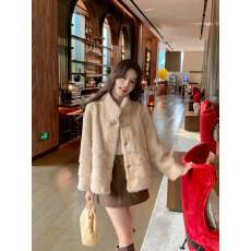 批发妈妈<b class='q'>秋</b>冬装时尚水貂绒外套205新款中老年女皮毛一体高贵皮草大衣