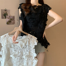 批发实拍实价 法式钩花镂空马甲背心2026<b class='q'>夏</b>季超好看外搭罩衫叠穿上衣