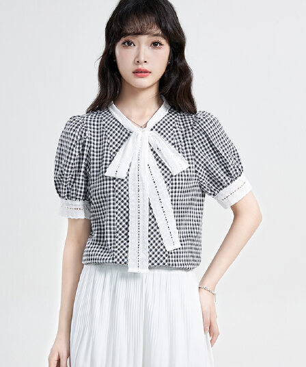 실사 프랑스식 레트로 스타일 체크무늬 홀로우 아웃 레이스 셔츠 2026 여름 새로운 느긋한 거품 소매 맨위