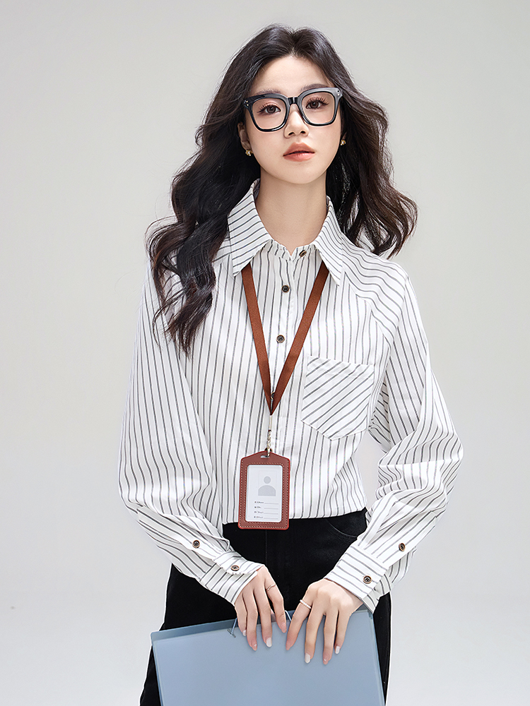 실사 2026 스트라이프 긴팔 여성 셔츠 가을 새로운 루즈핏 인사이드 가져 가라. 슈퍼 잘 생긴 캐주얼 맨위