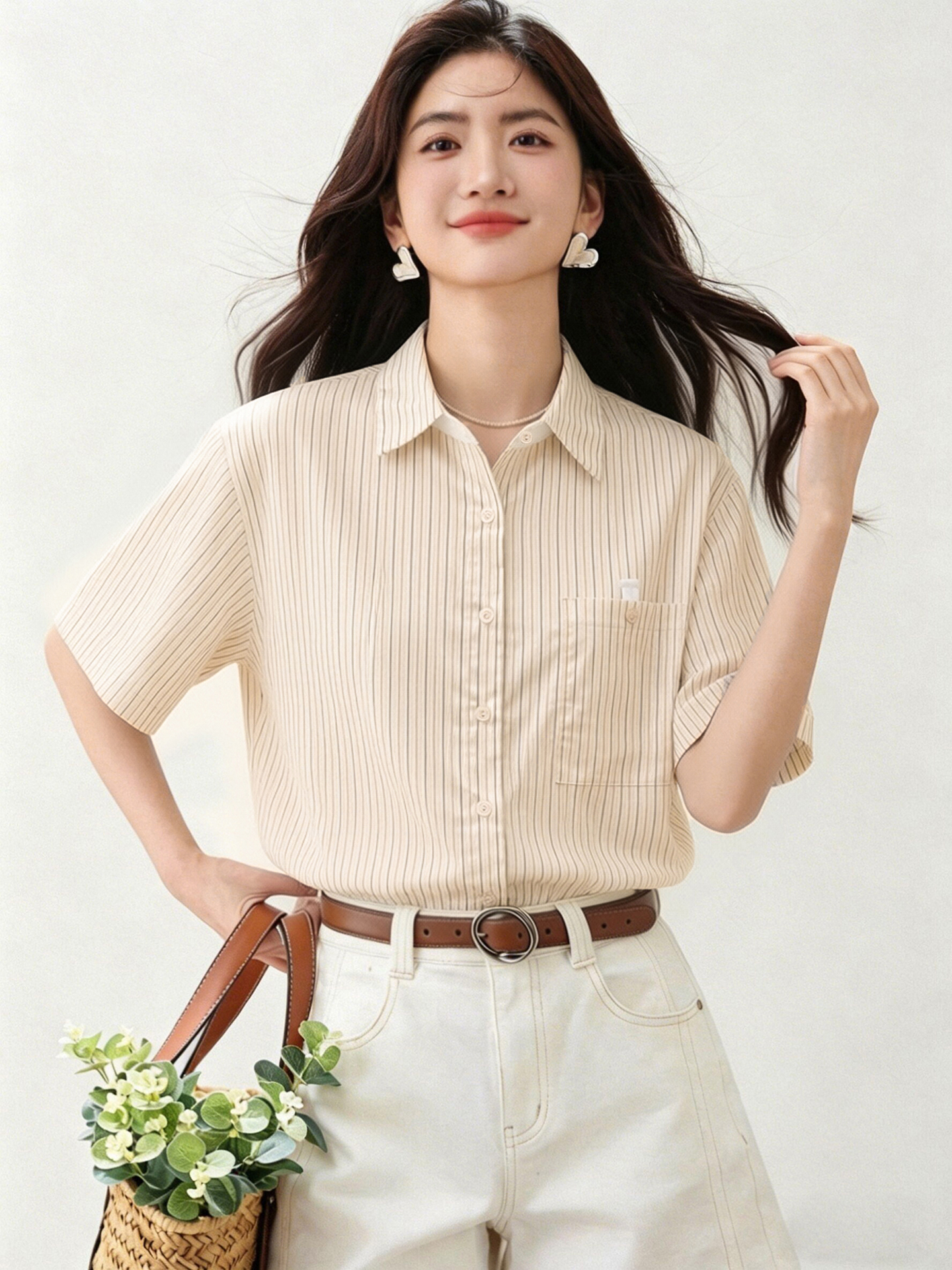 실사 일본식 스트라이프 POLO 칼라 싱글 줄 버튼 여성 셔츠 여름 디자인 센스 주머니 반팔 맨위