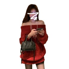 批发过新年战袍红色针织<b class='q'>连衣裙</b>子女<b class='q'>秋冬</b>季2025新款法式一字肩毛衣短裙