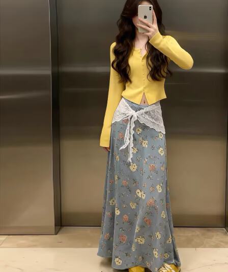 전체 집합 ootd 착용 가져 가라. 한 부서 작은 샤넬 스타일 황색 니트 오픈 가디건 파란색 프린트 반신 치마 세트 여성 가을
