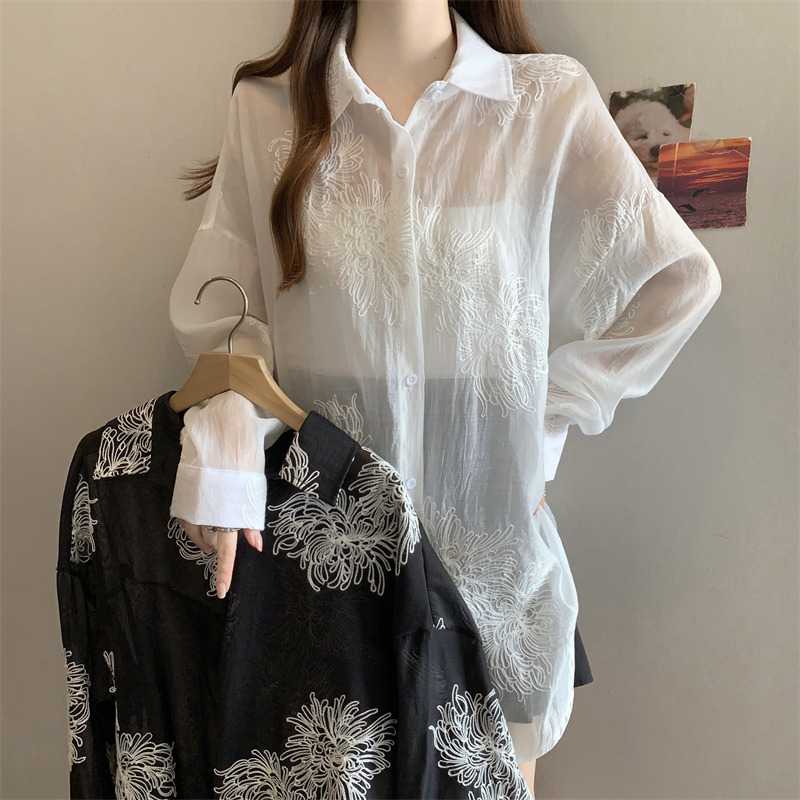 레이스 자카드 긴팔 자외선 차단 여성 셔츠 여름 새로운 2026 빅 사이즈 지방 mm 슬림해 보이는 고급 디자인 센스 맨위