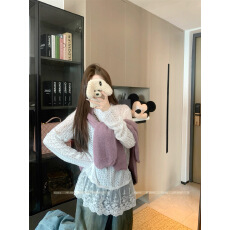 批发白色半高领蕾丝打底衫女秋