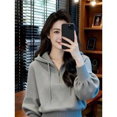 连帽针织上衣女
