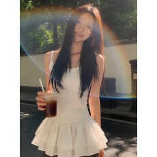 批发荷叶边<b class='q'>裙摆</b>拼接吊带<b class='q'>上衣</b>女