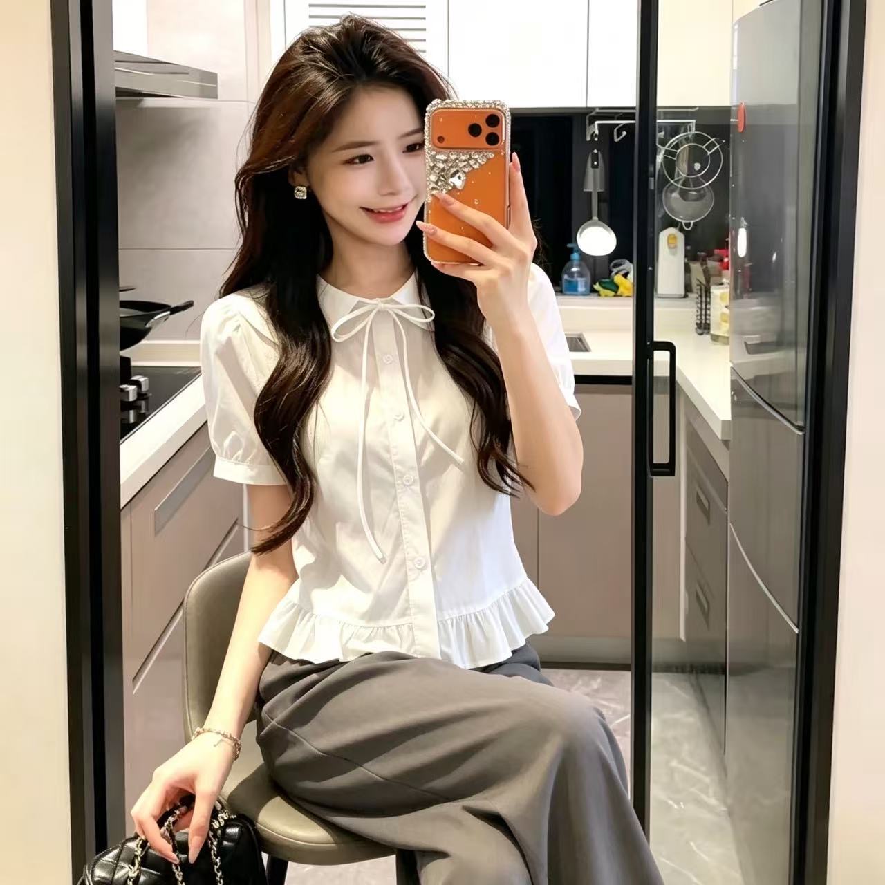 베이비 칼라 프릴 밑단 셔츠 맨위 여성