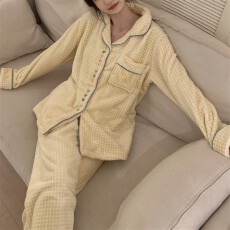批发实拍~冬季新款法兰绒格子<b class='q'>碎花</b>开衫睡衣女简约韩版ins家居服套装