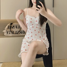 批发实拍~夏季新款坑条棉唇印碎花吊带<b class='q'>短裤</b>睡衣<b class='q'>女</b>简约韩版ins家居服