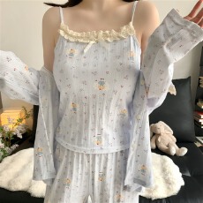 批发实拍~秋冬新款小熊碎花吊带开衫长<b class='q'>裤</b><b class='q'>韩版</b>ins睡衣家居服三件套