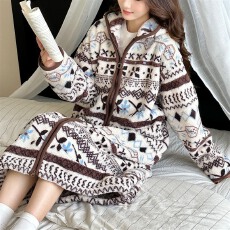 批发实拍~冬季新款米粒绒复古条纹碎花连帽睡裙女韩版ins家居服睡袍