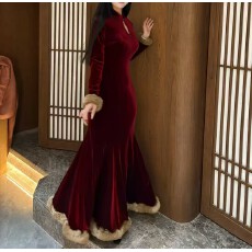 批发画报夫人原创重工丝绒兔毛鱼尾步步生莲旗袍 忘川迷红