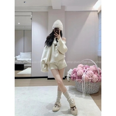 批发一字肩宽松慵懒长袖毛衣针织衫女秋冬辣妹套装休闲直筒<b class='q'>短裤</b>两件套