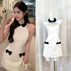 批发千金风<b class='q'>连衣裙</b>2026早春新款撞色<b class='q'>翻领</b>挂脖裙甜美蝴蝶结无袖背心