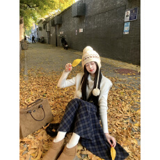 批发实拍实价~设计感不规则翻领无袖针织<b class='q'>马甲</b>内搭高腰显瘦半身裙套装