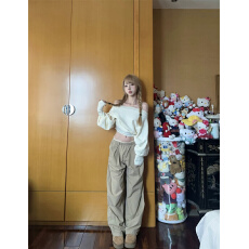 批发实拍实价~设计感一字肩<b class='q'>宽松</b>慵懒短款套头针织衫