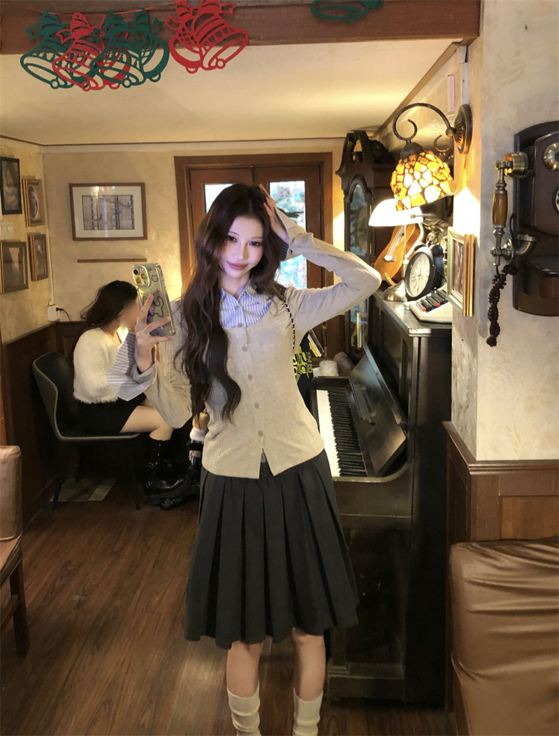 실사 정가 디자인 센스 페이크 레이어드 스트라이프 셔츠 맨위 하이웨이스트 슬림해 보이는 플리츠 한 마디 반신 치마 세트