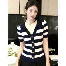 批发巨好看条纹薄款<b class='q'>针织</b>衫短袖女夏季2026新款设计感<b class='q'>针织</b><b class='q'>开衫</b>修身上衣