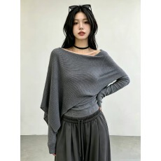 批发韩系松弛感不规则斗篷<b class='q'>长</b>袖针织衫女装2026秋季新款假两件斜肩上衣