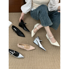 批发尖头坡跟浅口一字带单鞋2025年春<b class='q'>夏</b>新款高跟漆皮玛丽珍女鞋子